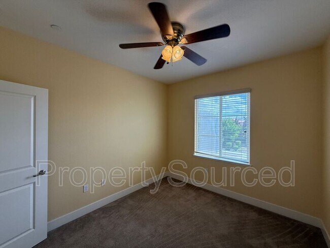 Building Photo - 18517 Admiral Way