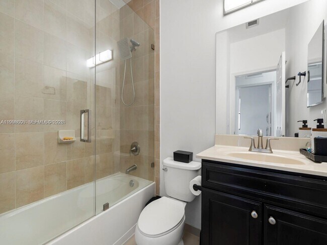 Building Photo - 8781 NW 98th Ct