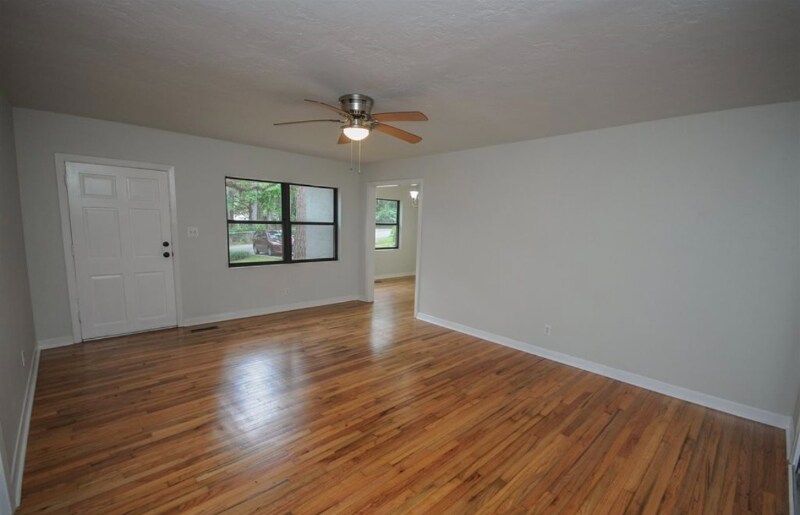 Building Photo - 194 Meridianna Dr