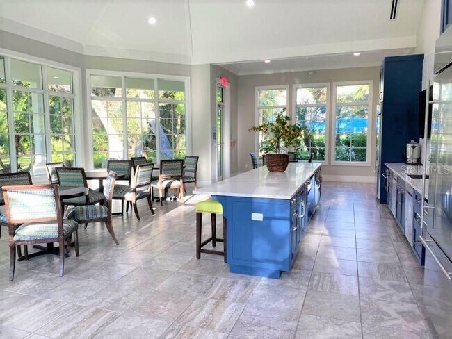 Building Photo - 12467 Sagewood Dr