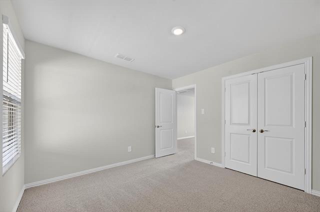 Building Photo - 1402 Bridgestone Dr