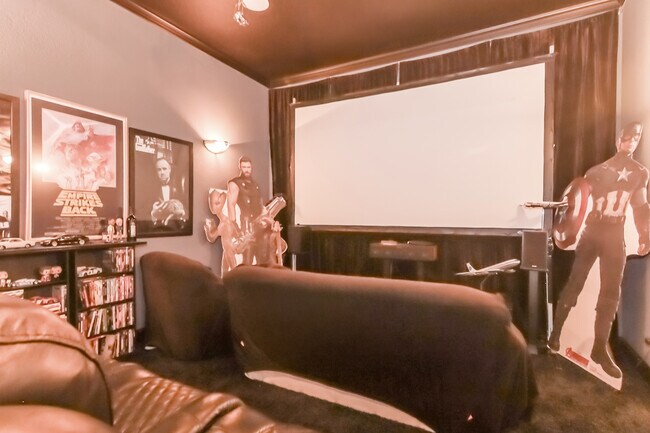 Building Photo - 4226 Meadowview Ln