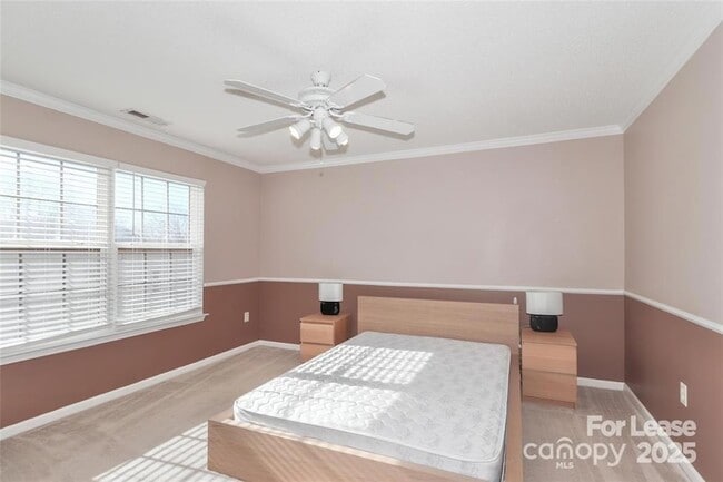 Building Photo - 9408 Meadowmont View Dr