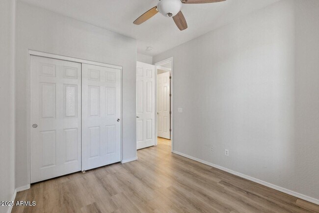 Building Photo - 18391 W Stinson Dr