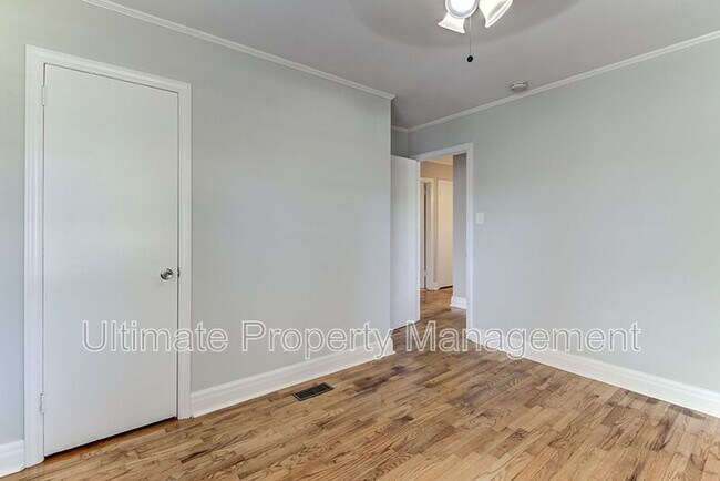Building Photo - 5332 Wrightsville Ave
