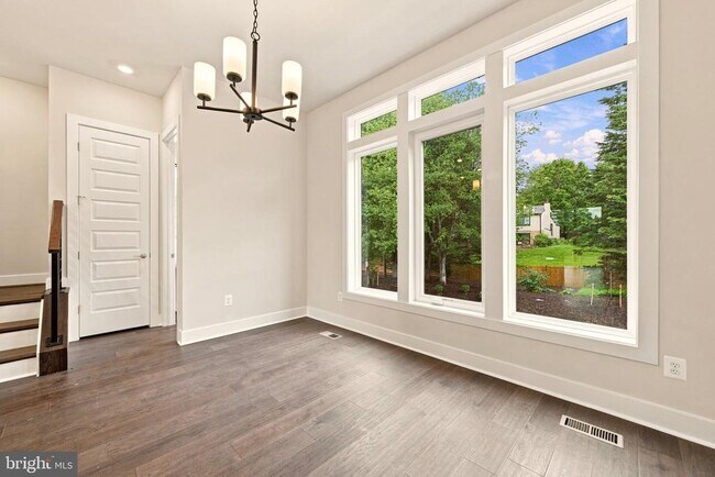 Building Photo - 11630 American Dream Way