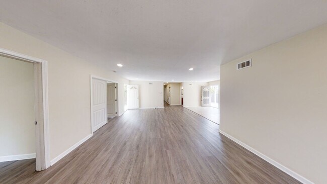 Building Photo - 5095 Faber Way