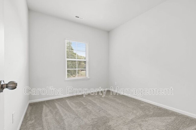 Building Photo - 10138 Hemingway Pl