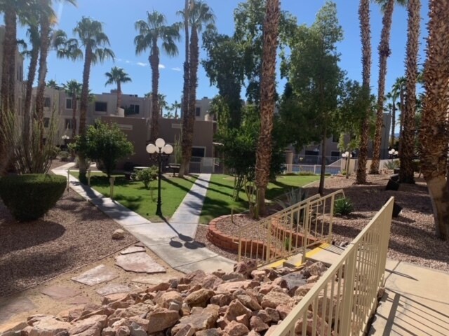 Building Photo - 2008 Mesquite Ln