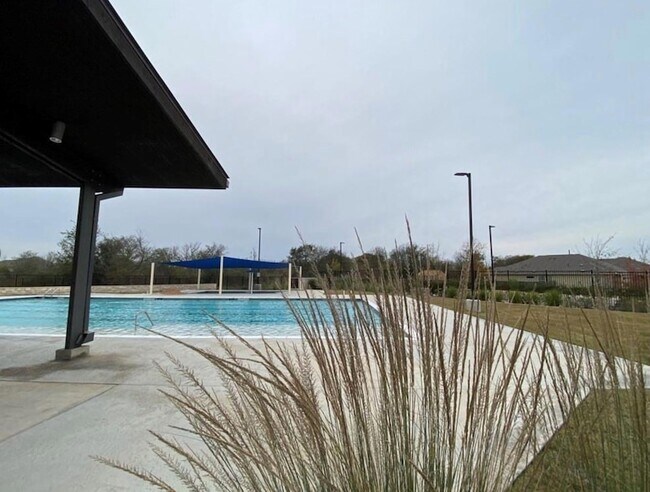 Building Photo - 211 Blue Springs Pass
