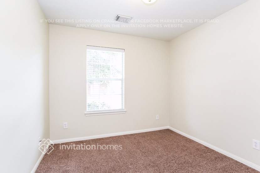 Building Photo - 6339 Mountain Pines Ln