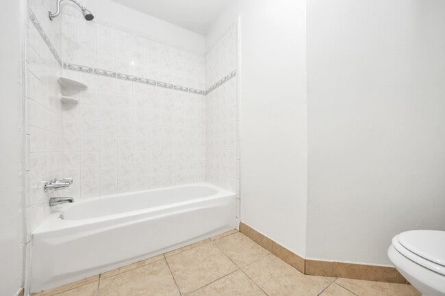 Building Photo - 6603 Brookgate Dr