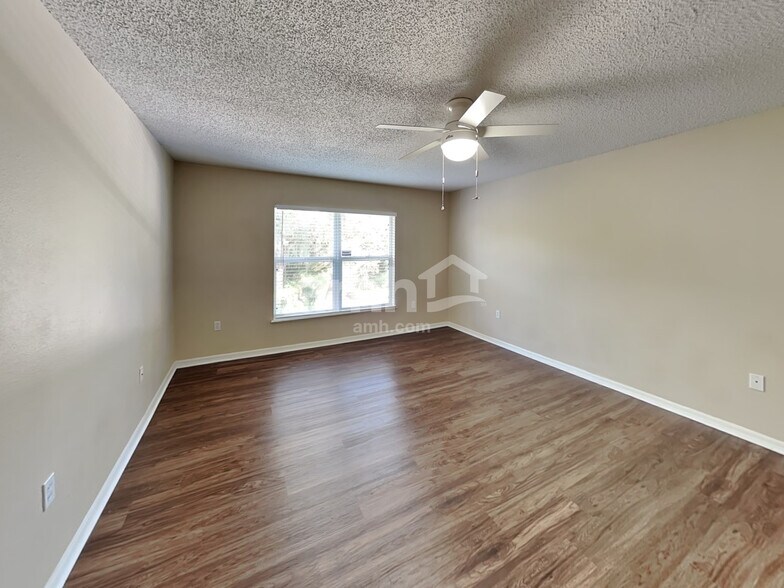 Building Photo - 12916 Parkington Dr