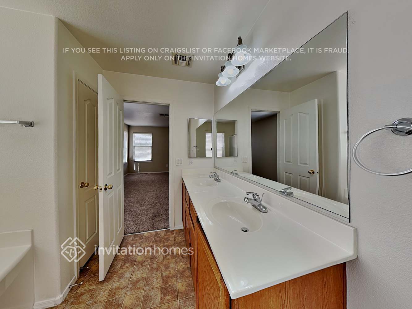 Building Photo - 6419 W Seldon Ln