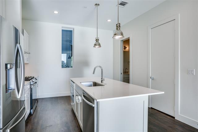 Building Photo - 4426 Cabell Dr