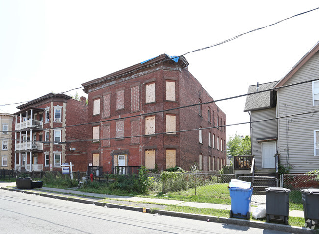 Building Photo - 55 Bond St