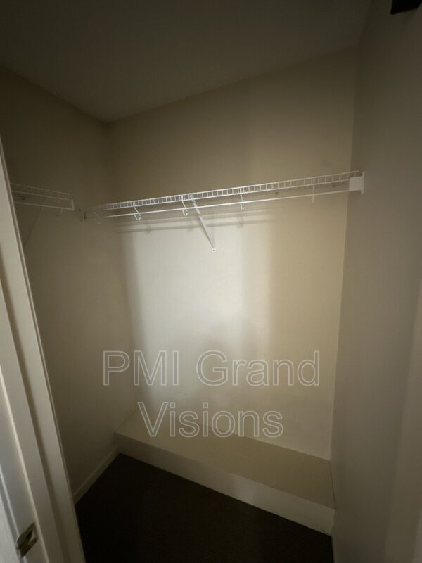 Building Photo - 1308 Arthur Ave