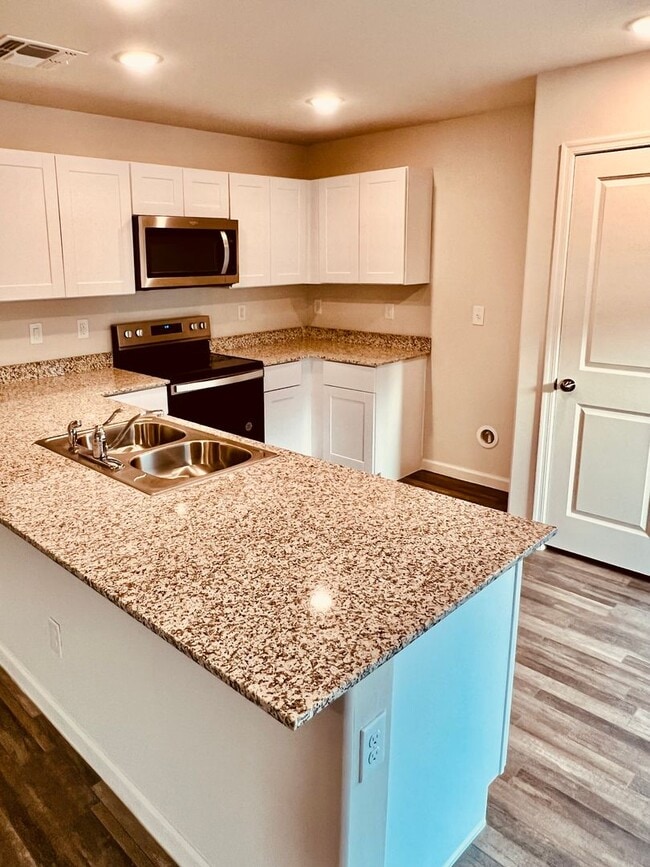 Building Photo - 2083 E Velvet Pl