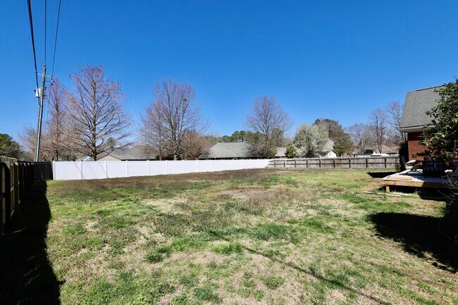 Building Photo - 3245 Arborwood Dr
