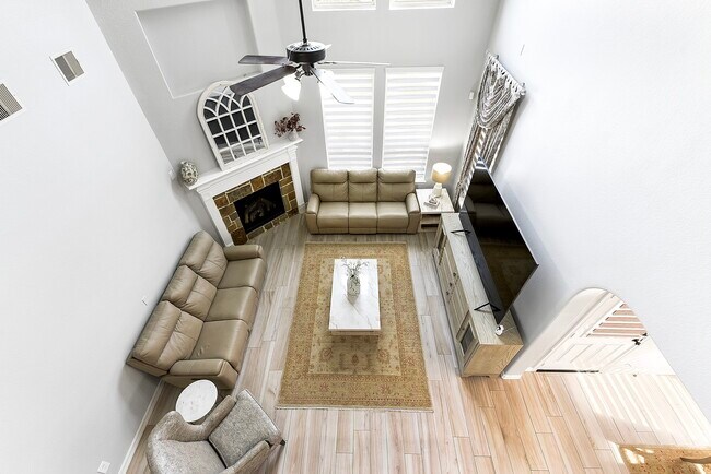 Building Photo - 29022 Pinnacle Ridge Dr