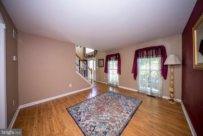 Building Photo - 740 Hickory Limb Cir