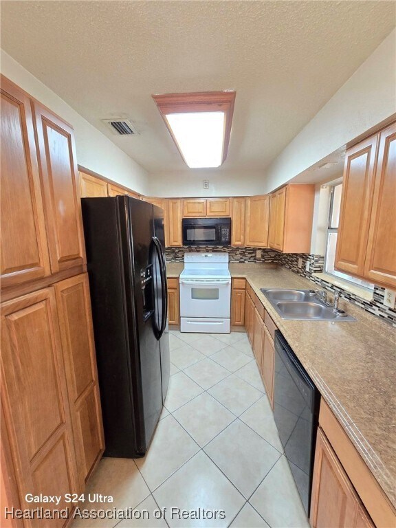 Building Photo - 309 Sparrow Ave