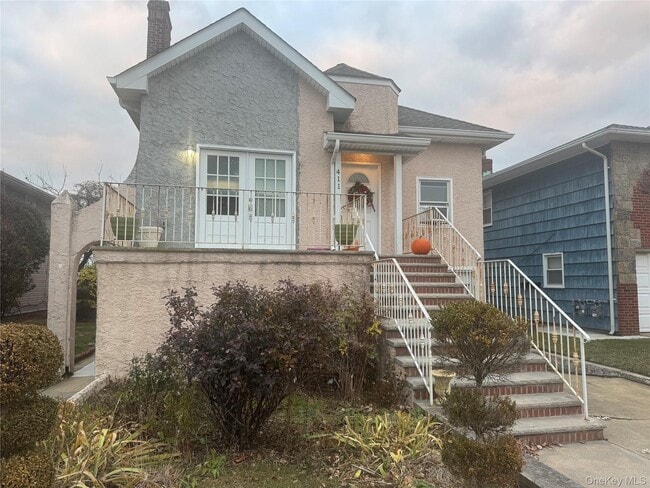 Primary Photo - 411 W Walnut St