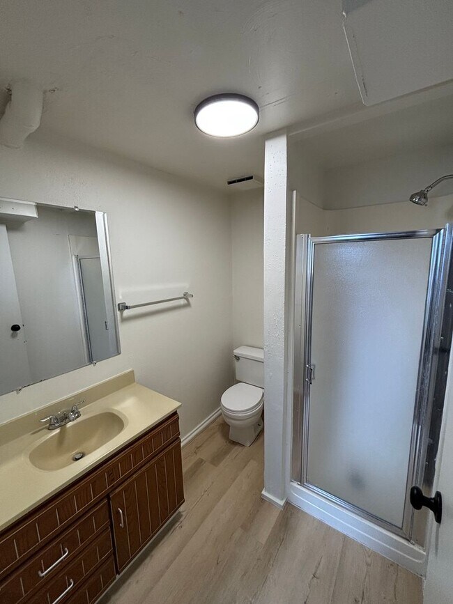 Building Photo - 692 W 1400 S