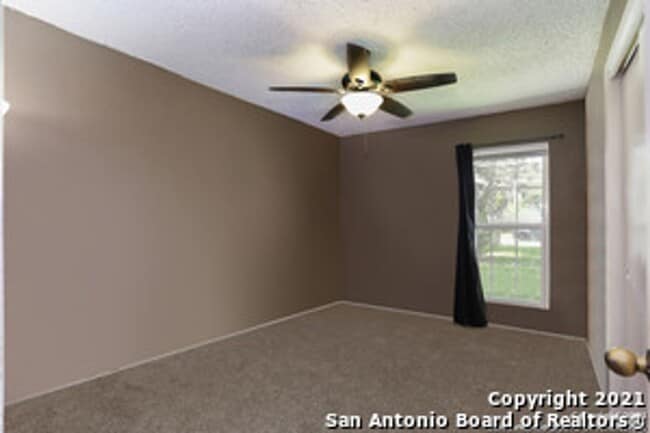 Building Photo - 6510 Ridge Creek Dr