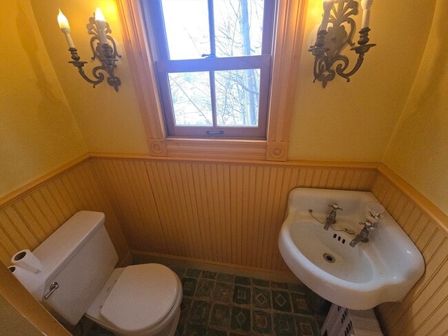 Building Photo - 21 Mountain Ave