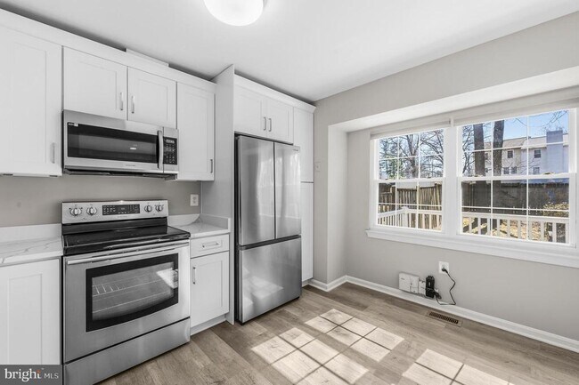 Building Photo - 5907 Wood Sorrels Ct