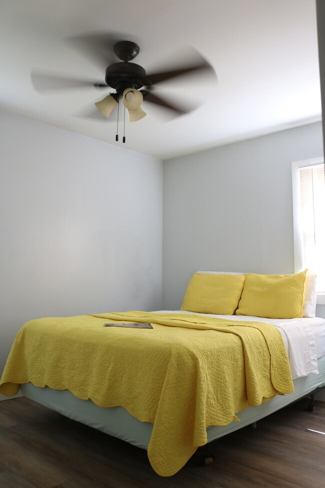 Building Photo - 22407 Strassburg Ave