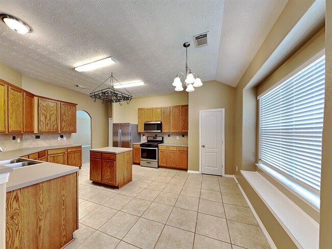 Building Photo - 2315 Perkins Crossing Dr