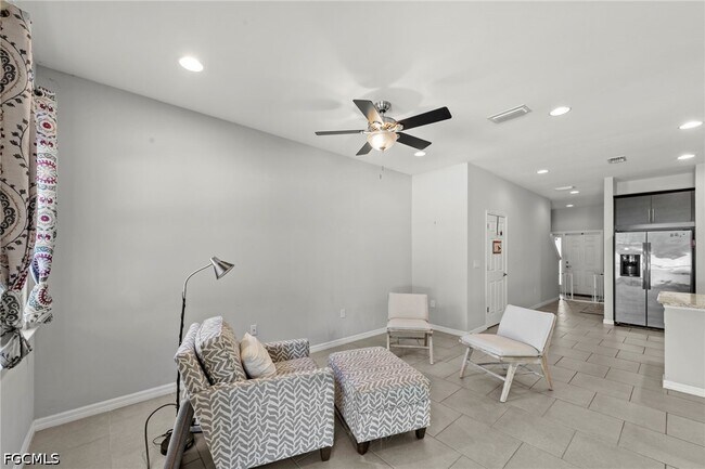 Building Photo - 3768 Tilbor Circle