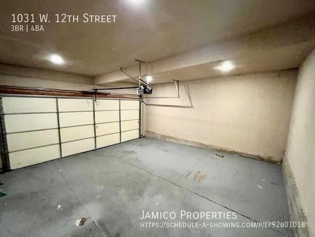 Building Photo - 1031 W 12th St