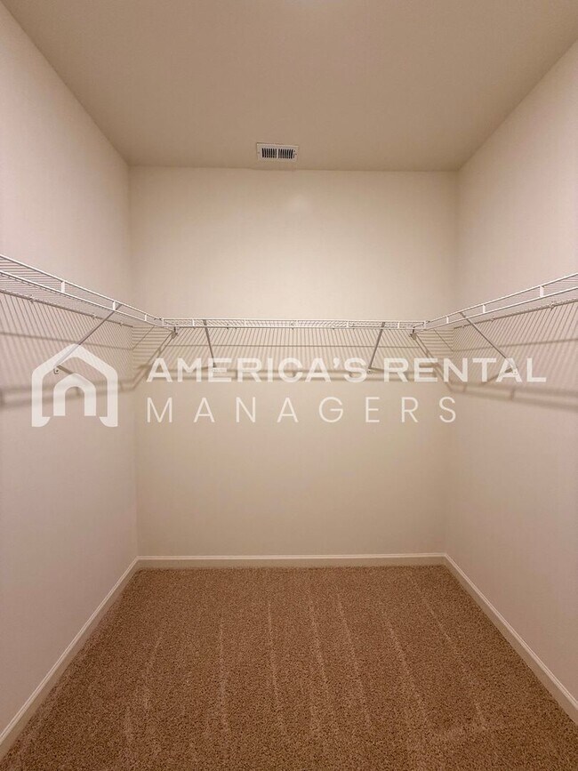 Building Photo - DEPOSIT PENDING! Coming Soon! Available to...