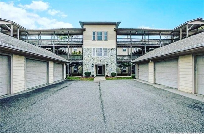 Primary Photo - 1611 Bluffside Dr