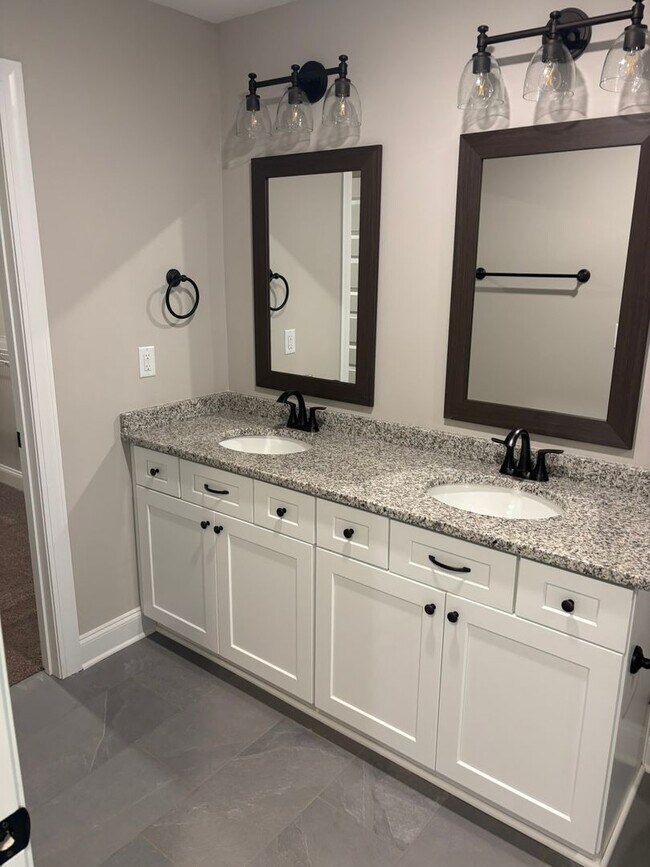 Building Photo - Modern Rental Home | Designed for Real Living