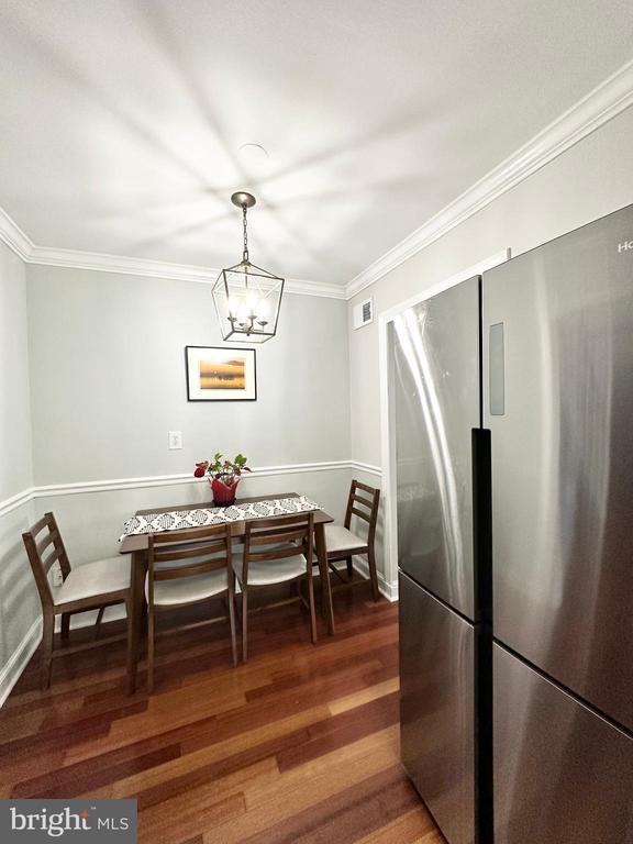 Building Photo - 718 S Washington St