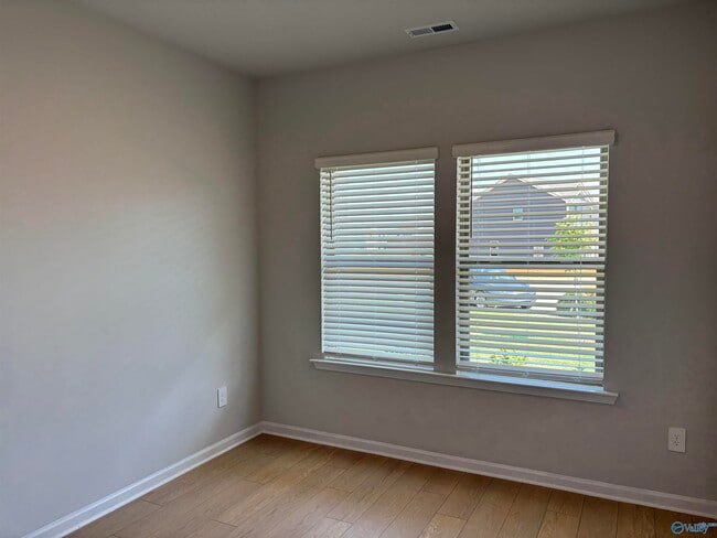 Building Photo - 15378 GRAYSON CIR