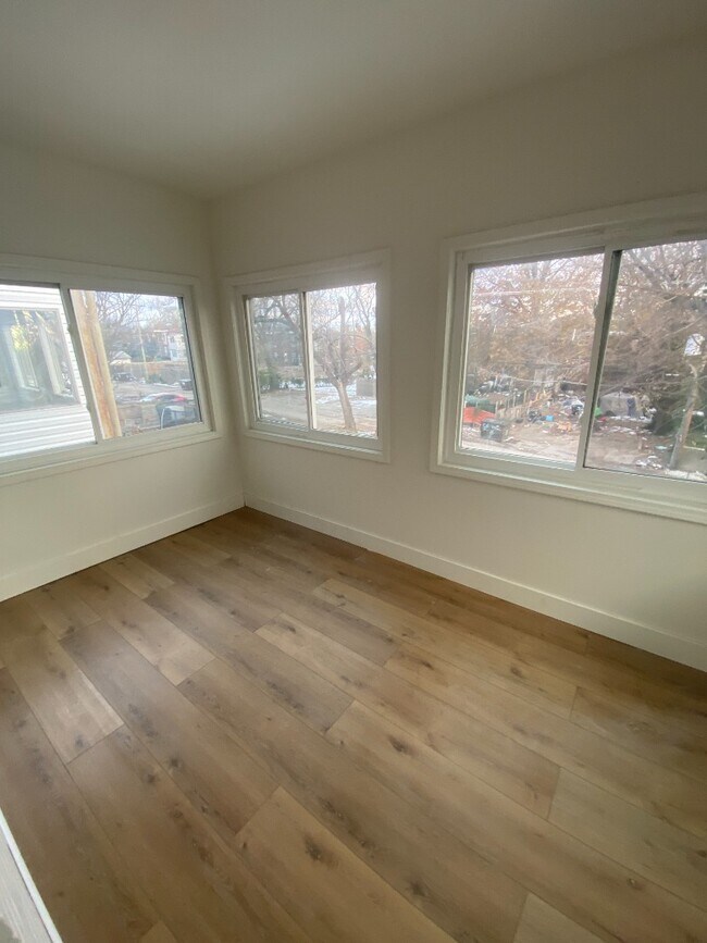 Building Photo - 4746 S Grand Blvd