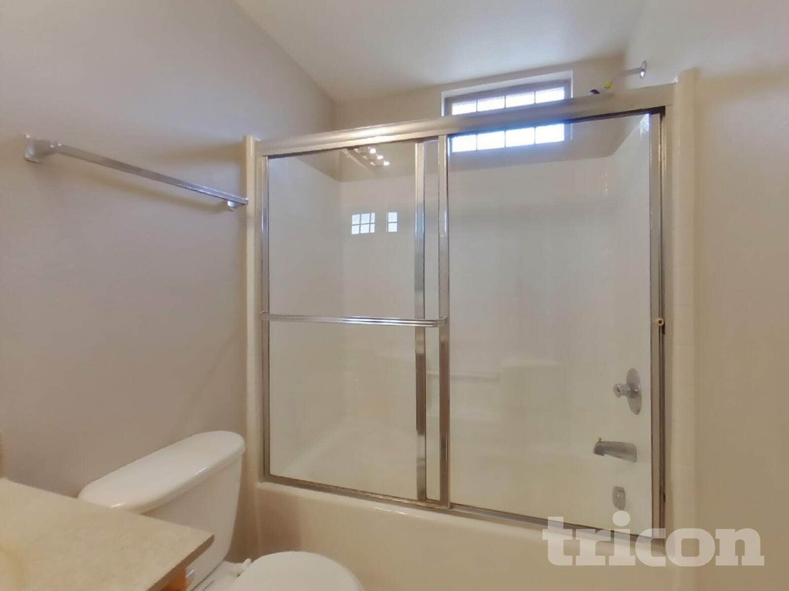 Building Photo - 16825 N 14th St