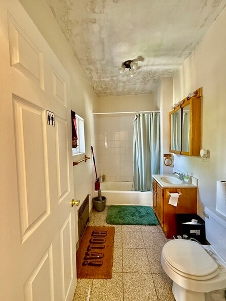Building Photo - 49 Allston St