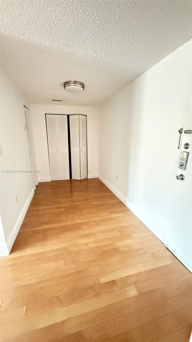 Building Photo - 1540 Meridian Ave