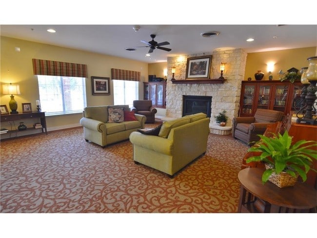 Building Photo - 355 W Westchester Pkwy