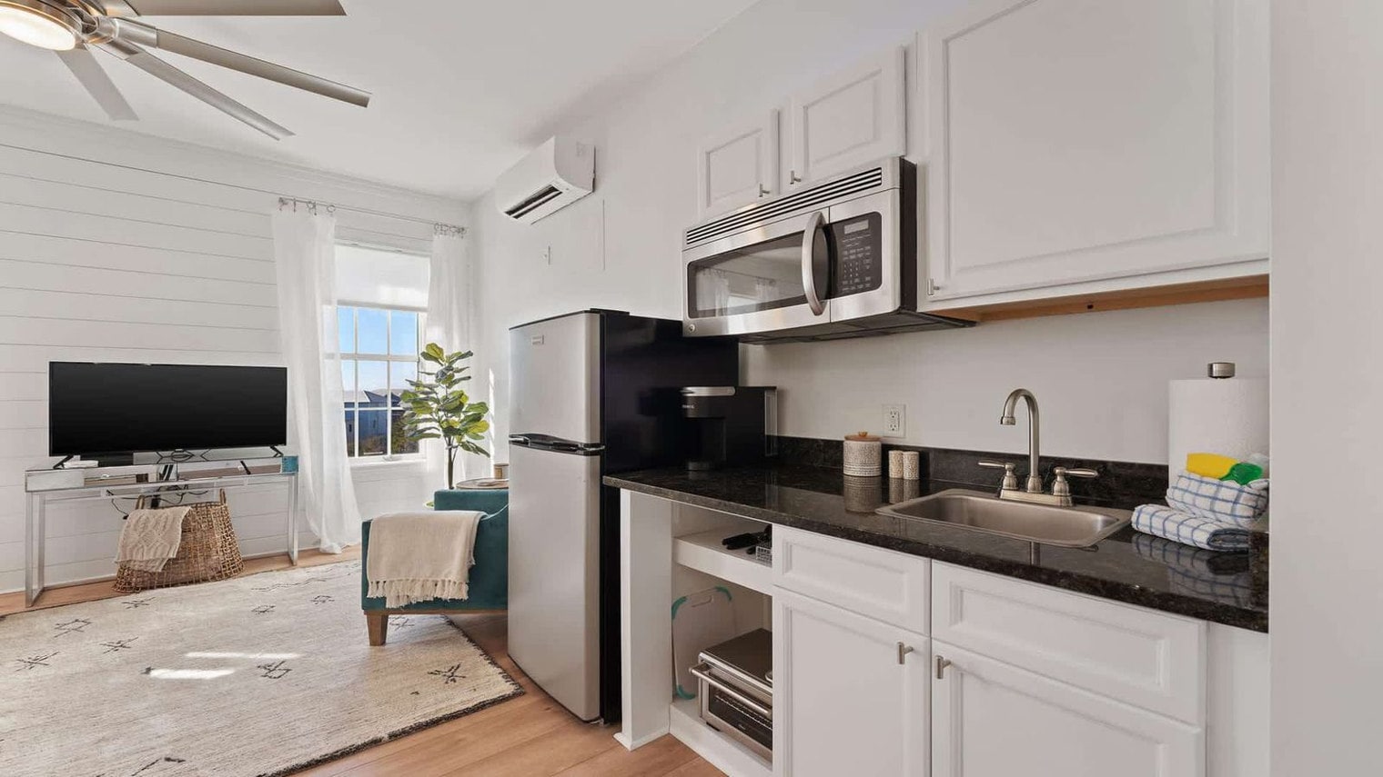 Building Photo - 10343 E County Hwy 30A