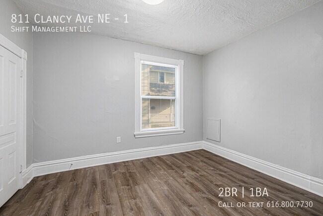 Building Photo - 811 Clancy Ave NE