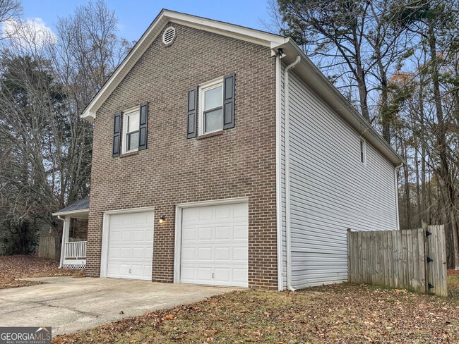 Building Photo - 3006 Ashland Ct SW