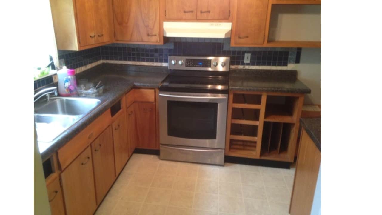 kitchen - 2 Hickory St