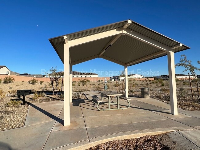 Building Photo - 4722 N 194th Dr